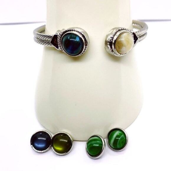 NWOT Snap-Button Charm Silver-Tone Bangle Bracelet - Picture 1 of 8